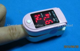 ประเทศจีน หน้าจอแสดงผล LED Pulse Oximeter สำหรับการดูแลสุขภาพที่บ้าน ผู้ผลิต