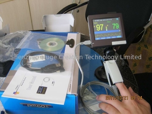 ประเทศจีน จอแสดงผล SpO2 Pulse OX, เครื่องวัดความอิ่มตัวของออกซิเจนในโรงพยาบาล ผู้ผลิต
