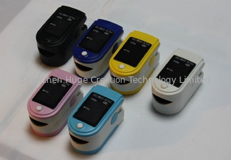 ประเทศจีน Oxywatch Fingertip เครื่องวัดความอิ่มตัวของออกซิเจน Mini, Adult Finger Clip Spo2 Sensor ผู้ผลิต