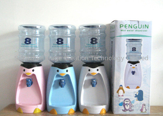 ประเทศจีน 2.5 ลิตรเพียวนกเพนกวินน้ำตู้เย็นมินิน้ำดื่ม Dispenser 8 แก้วดื่มเครื่องดื่ม Drinkware คัพ ผู้ผลิต